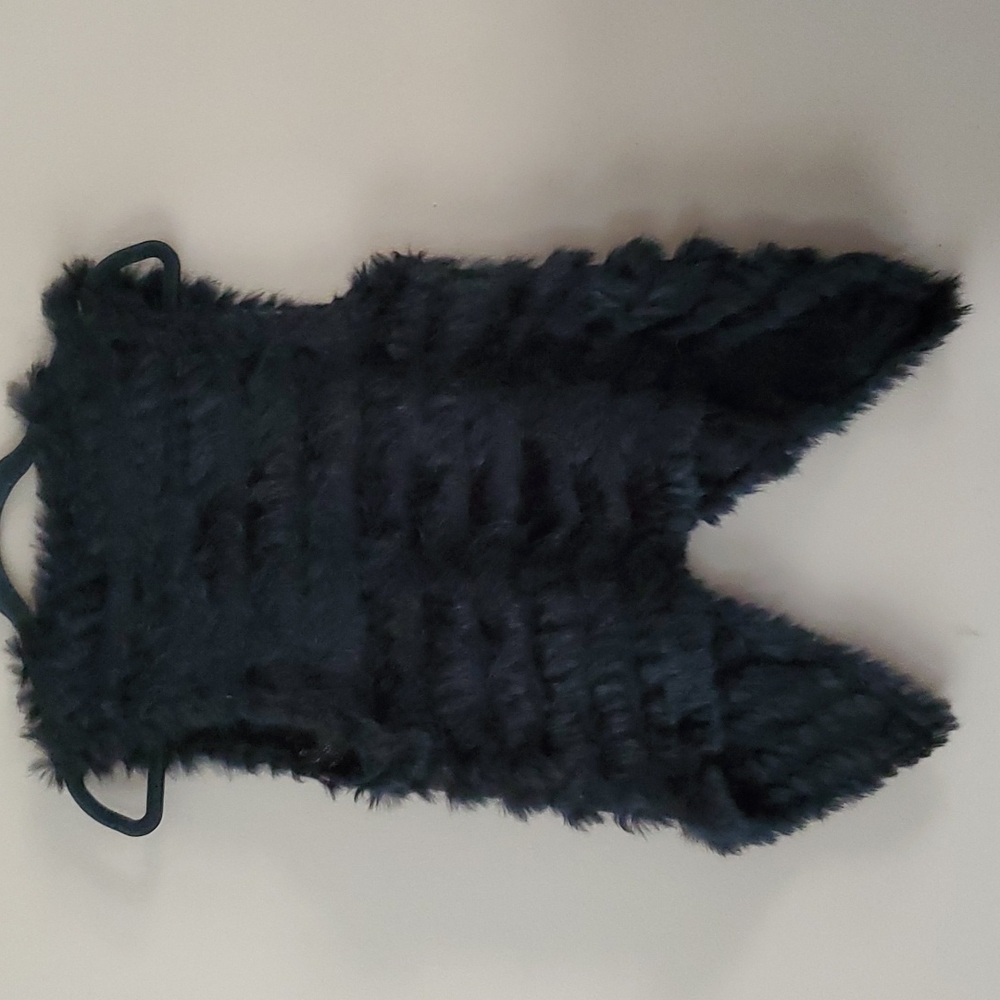 Metric Knits Black Rabbit Fur Sweater Vest Size S - Picture 3 of 6